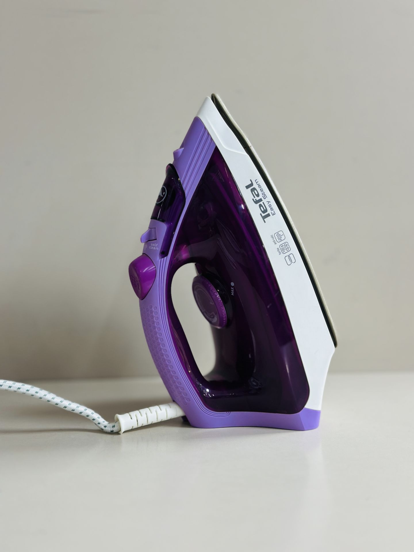 اتو بخار تفال Tefal مدل Easy Steam – نسخه چین (بنفش سفید)
