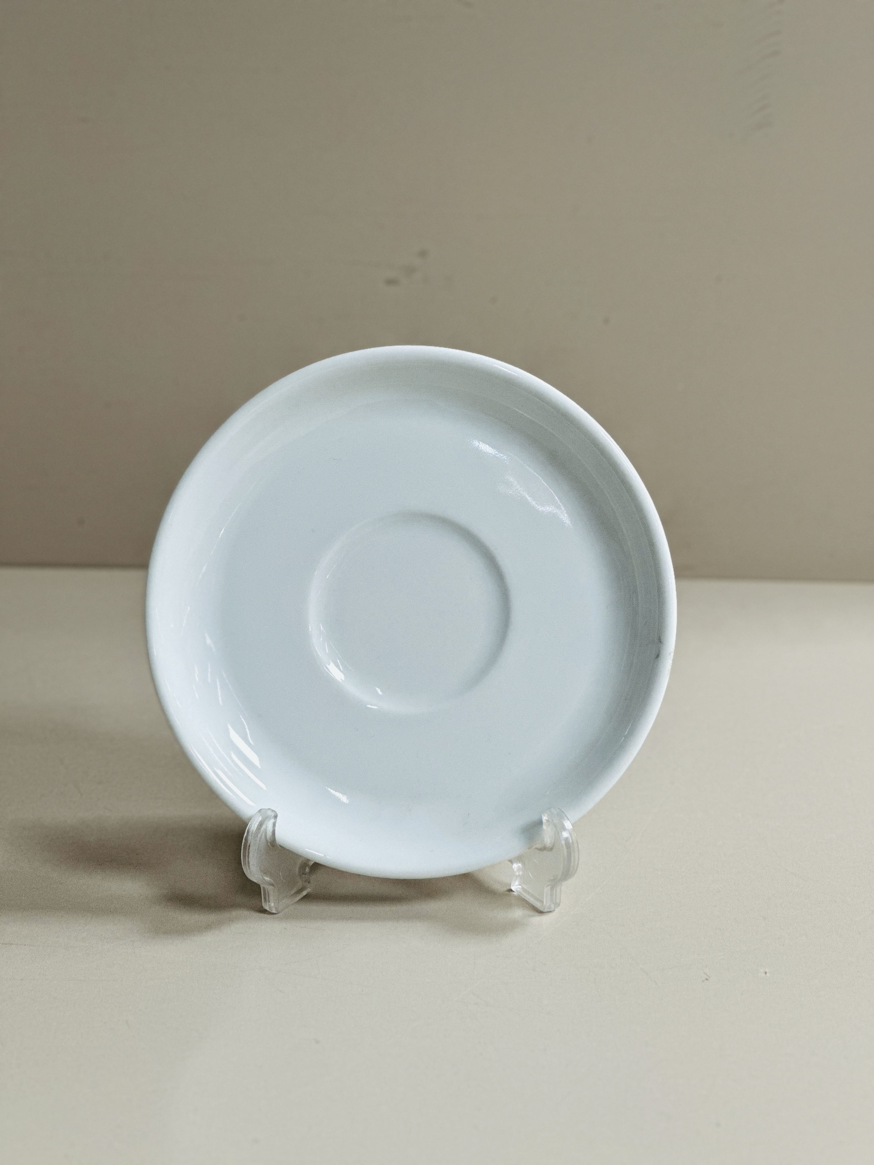 نعلبکی سفید ساده ارکوپال