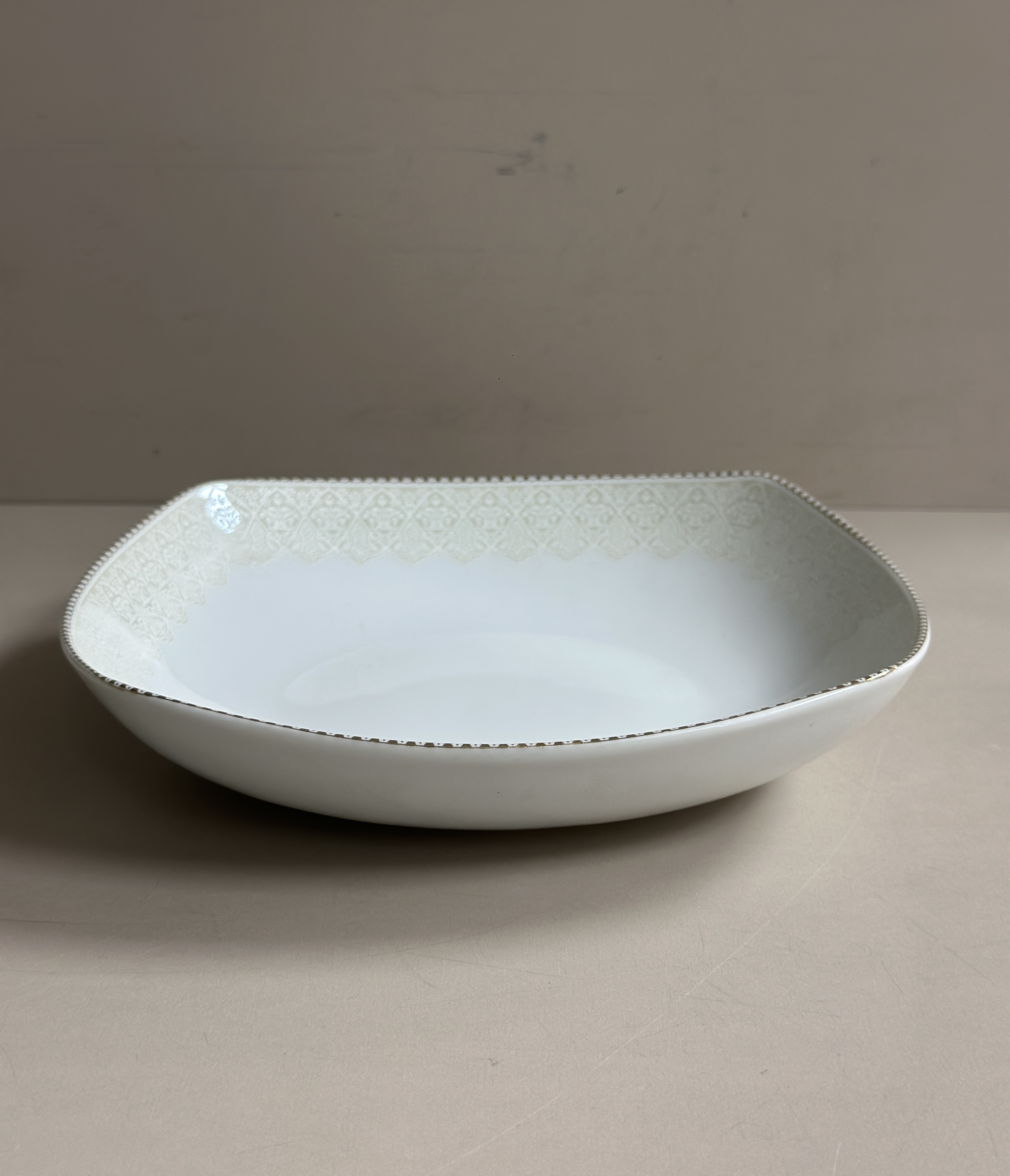 خورشت خوری چینی ملورین کرم گود مدل سناتور