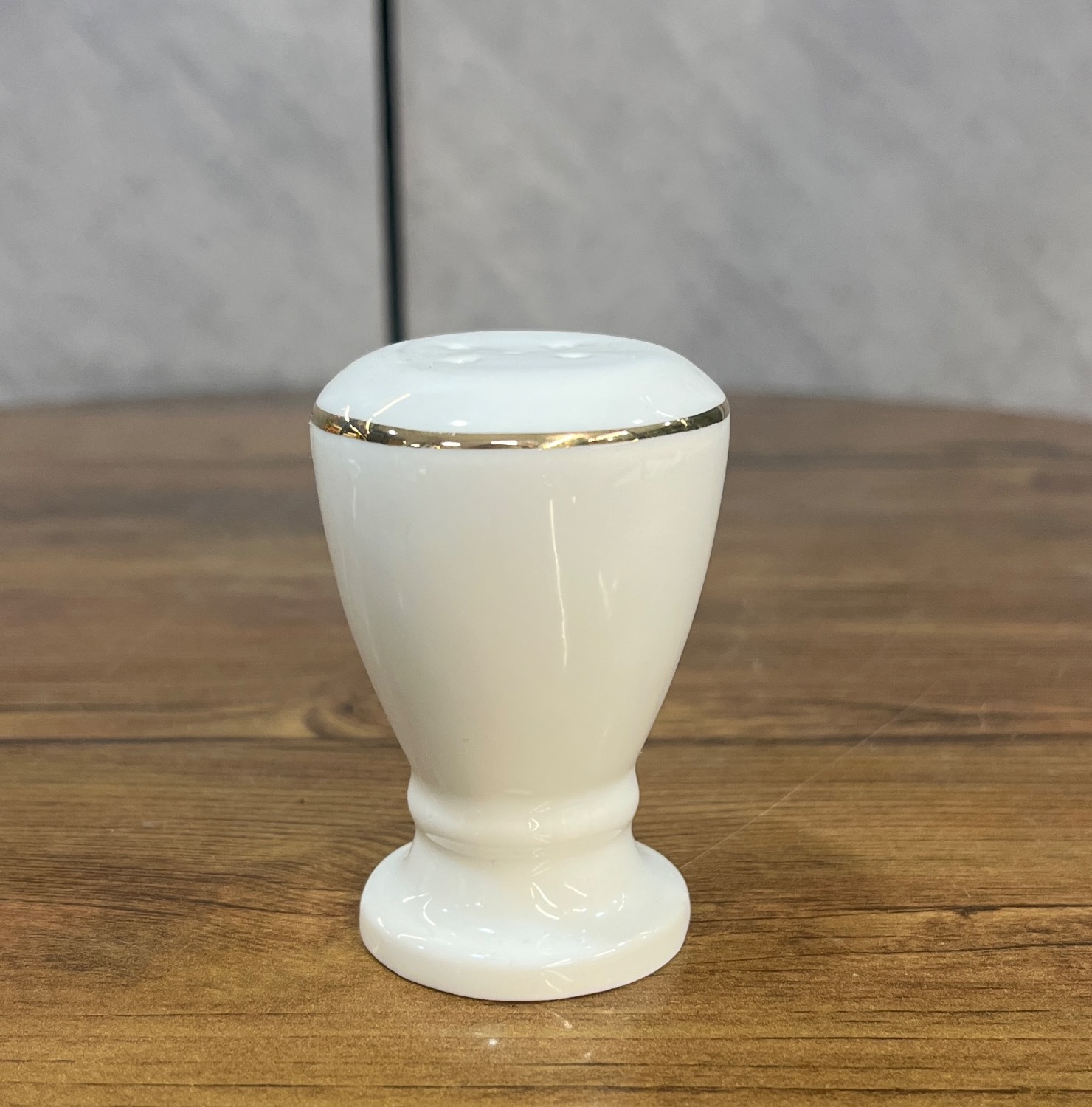 نمک پاش کویین اصفهان خط طلا کد 2134