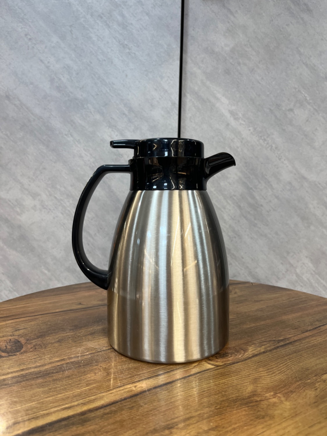 فلاسک 1.5 استیل 1880 یونیک کد 3274